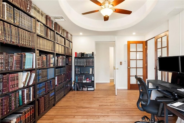17846 Palora St, Encino, CA 91316 - photo 24