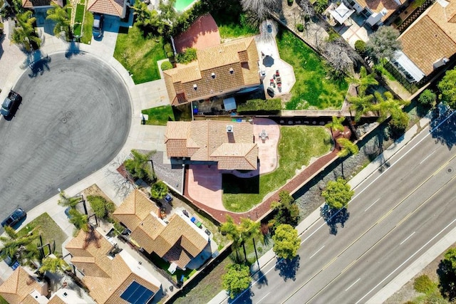 birds eye view of property featuring a residential view