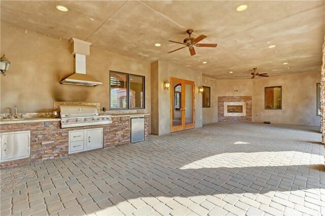 41215 Avenida De Los Posas, Murrieta, CA 92562 - view of patio / terrace featuring exterior kitchen, grilling area, and a ceiling fan