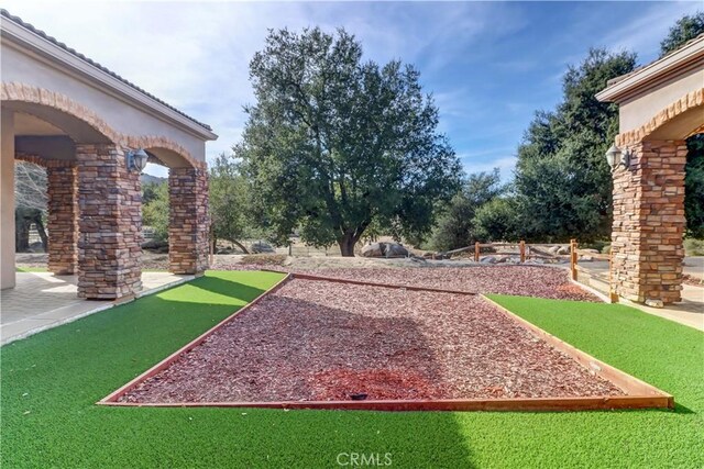 41215 Avenida De Los Posas, Murrieta, CA 92562 - view of yard