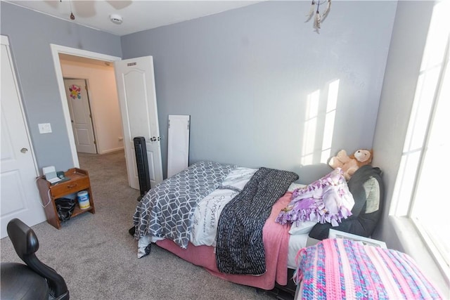 bedroom with carpet flooring