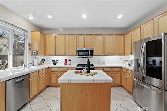 7814 Orchid Dr, Huntington Beach, CA 92648 - photo 4