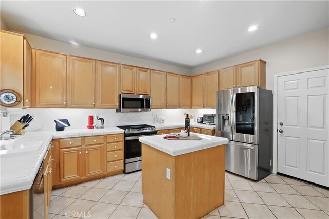 7814 Orchid Dr, Huntington Beach, CA 92648 - photo 21