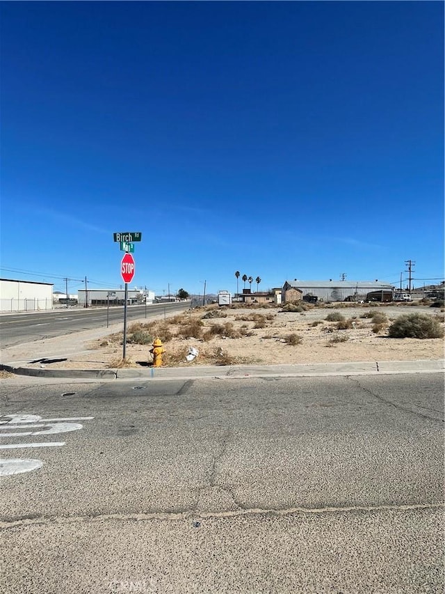 Listing photo 2 for 25475 Main St, Barstow CA 92311