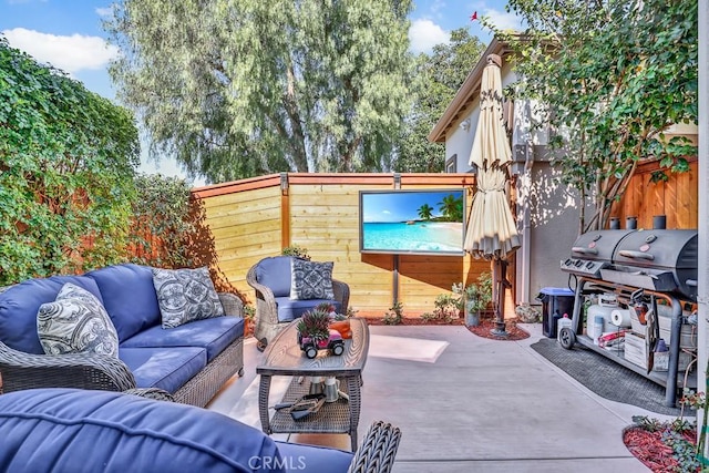 5 Ash Hollow Trl, Ladera Ranch, CA 92694 - view of patio / terrace featuring an outdoor living space and grilling area