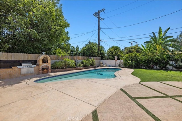 view of pool featuring a fenced in pool, a fenced backyard, and a patio