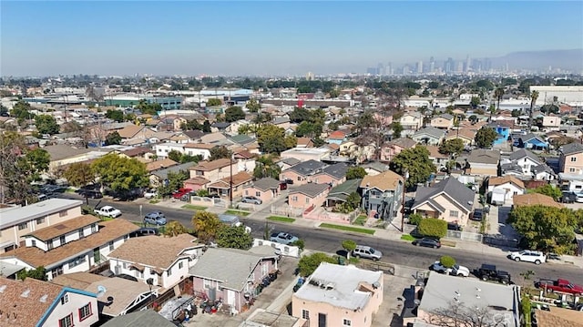 bird's eye view with a residential view