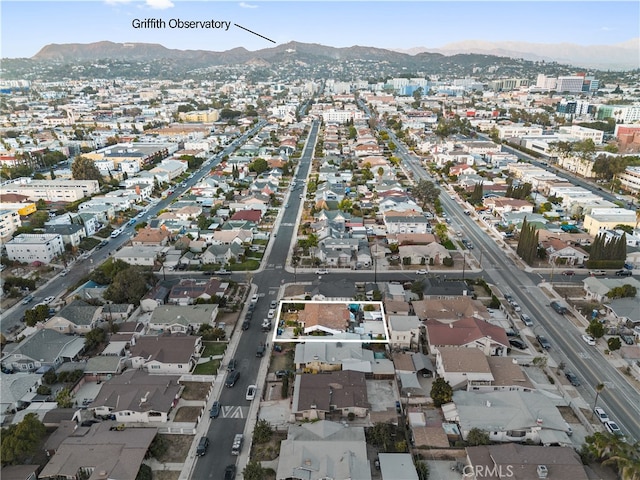 bird's eye view featuring a mountain view