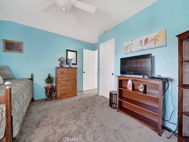 bedroom featuring a ceiling fan and carpet flooring