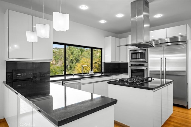 3275 Buckingham Rd, Glendale, CA 91206 - photo 16