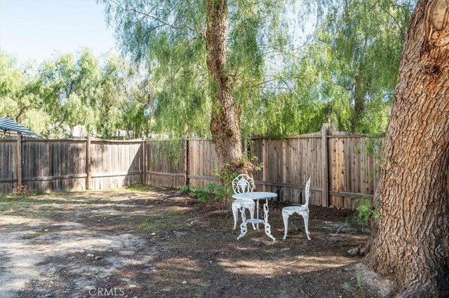 16070 Baker Canyon Rd, Canyon Country, CA 91390 - view of yard featuring a fenced backyard