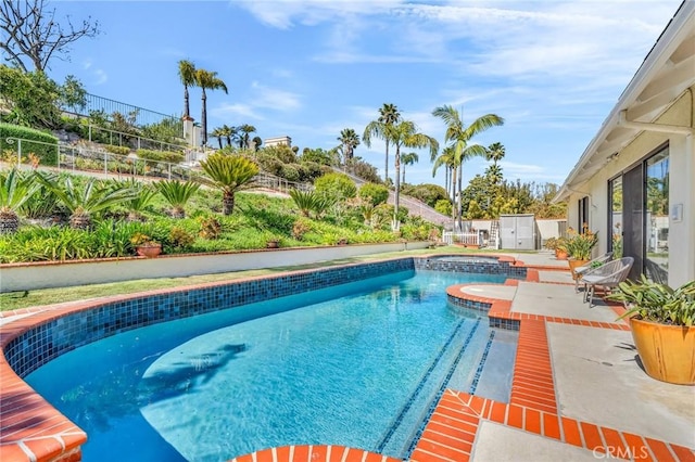 21 Santa Catalina Dr, Rancho Palos Verdes, CA 90275 - view of pool with a fenced backyard, a patio area, and a pool with connected hot tub