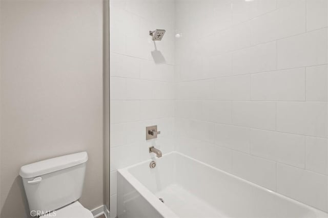 full bathroom with bathtub / shower combination and toilet