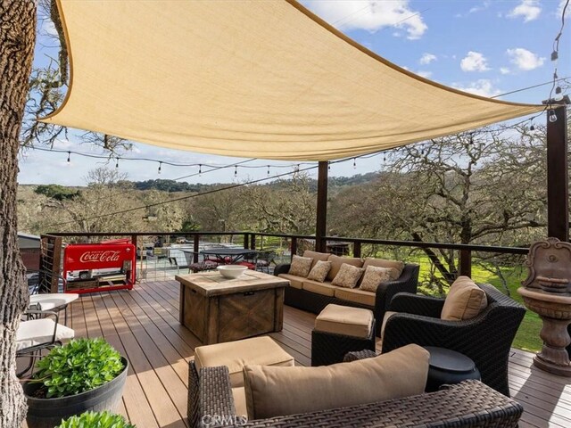 8160 Los Osos Rd, Atascadero, CA 93422 - deck featuring an outdoor living space