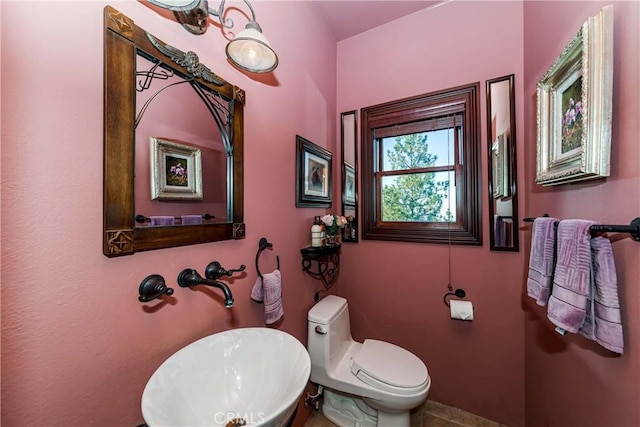 293 Fairway Dr, Lake Arrowhead, CA 92352 - bathroom featuring toilet
