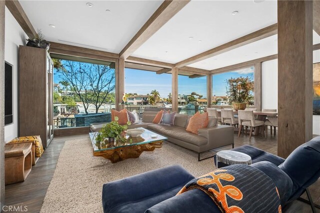 504 Evening Star Ln, Newport Beach, CA 92660 - sunroom / solarium with beamed ceiling