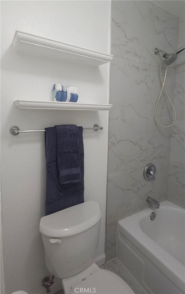 5440 Baltimore Dr Unit 144, La Mesa, CA 91942 - full bath featuring toilet and washtub / shower combination