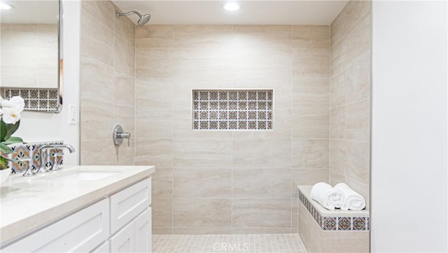 6652 Hough St, Los Angeles, CA 90042 - full bathroom featuring tiled shower, vanity, and recessed lighting