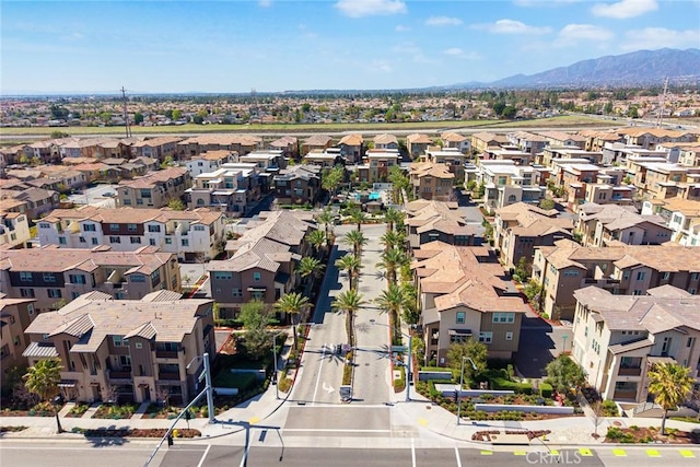 bird's eye view featuring a residential view and a mountain view