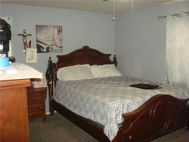 bedroom featuring carpet flooring