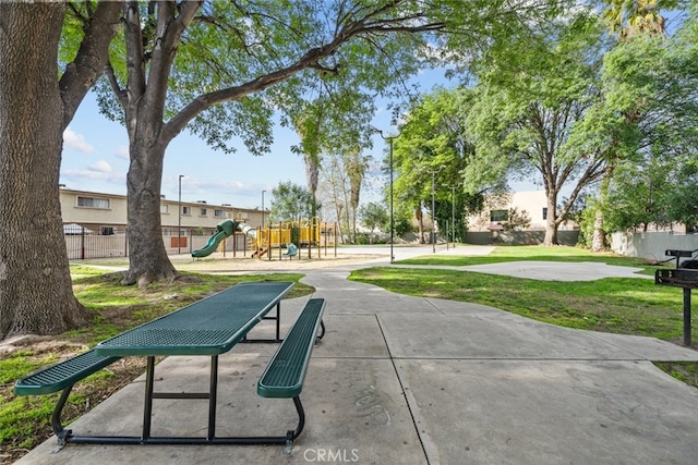 20234 Cohasset St Unit 11, Winnetka, CA 91306 - view of community