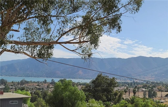 Listing photo 2 for 1 Bailey Ave, Lake Elsinore CA 92530