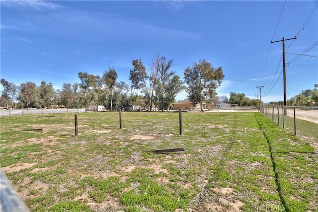 25602 Malaga Rd, Menifee, CA 92585 - view of yard with fence