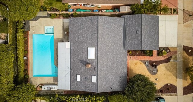 6239 E 6th St, Long Beach, CA 90803 - aerial view of property and surrounding area with a pool