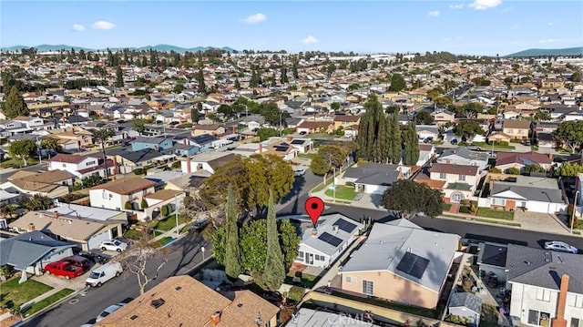 bird's eye view with a residential view