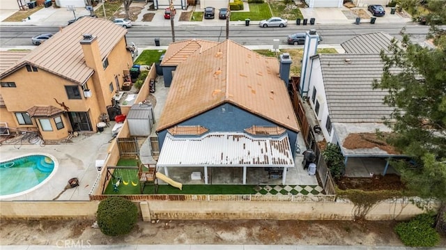 birds eye view of property featuring a residential view