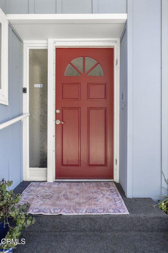 view of property entrance