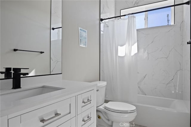 full bathroom with shower / tub combo, vanity, and toilet