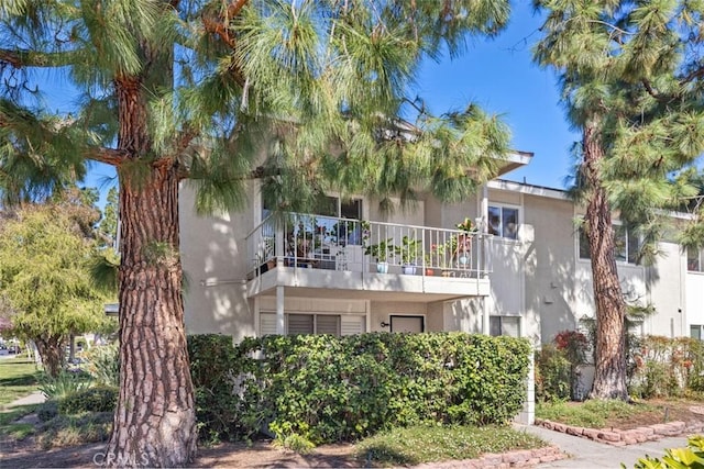 379 Avenida Castilla Unit Q, Laguna Woods, CA 92675 - exterior space with stucco siding