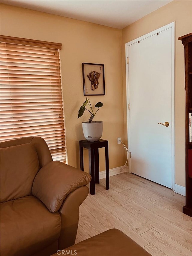 379 Avenida Castilla Unit Q, Laguna Woods, CA 92675 - sitting room with light wood-type flooring and baseboards