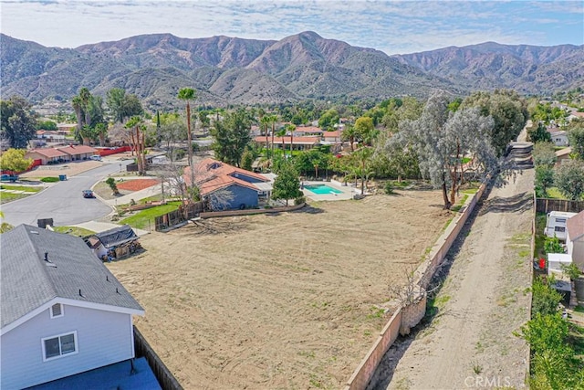 bird's eye view featuring a mountain view