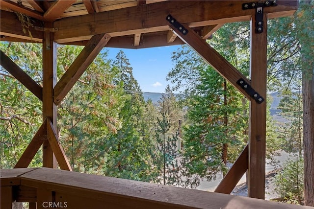 750 Zurich Dr, Lake Arrowhead, CA 92352 - exterior view