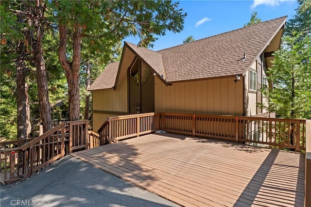750 Zurich Dr, Lake Arrowhead, CA 92352 - view of wooden terrace