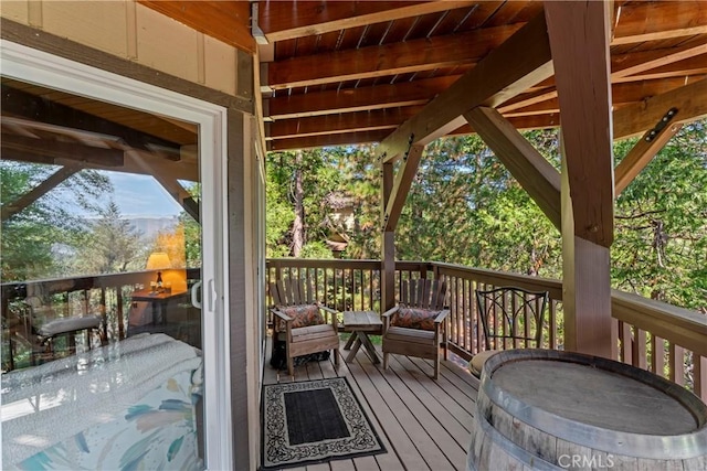 750 Zurich Dr, Lake Arrowhead, CA 92352 - view of wooden deck