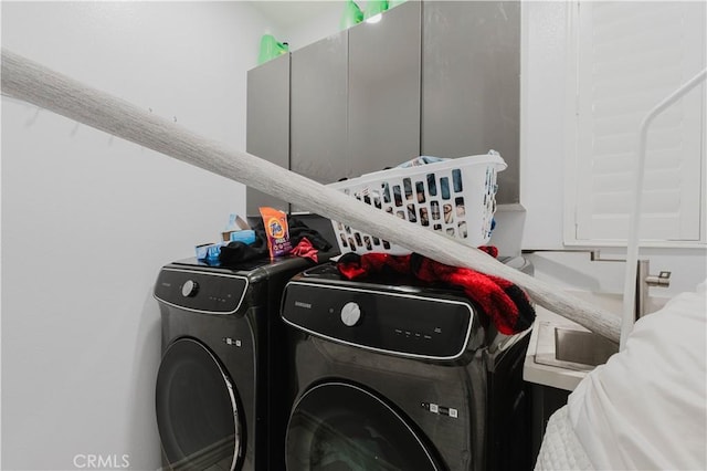 laundry area with laundry area and washing machine and dryer