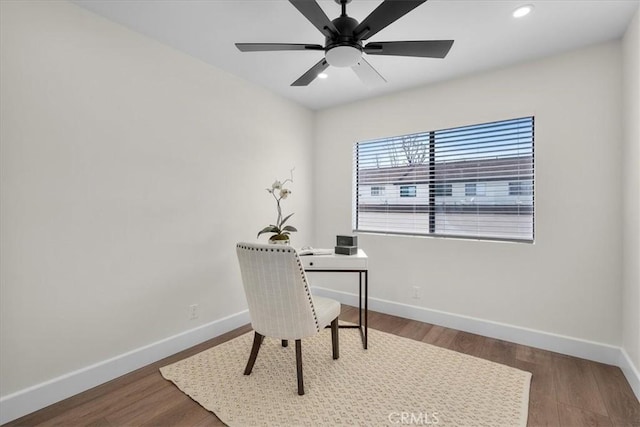 home office featuring recessed lighting, ceiling fan, baseboards, and wood finished floors