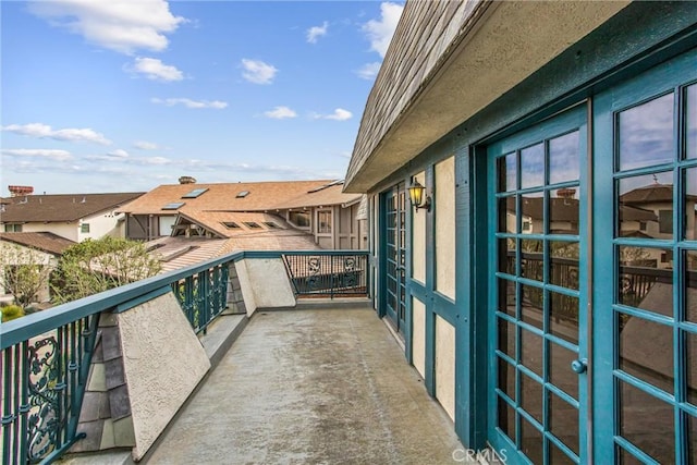 balcony featuring a residential view