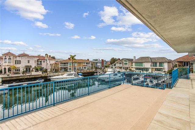 view of swimming pool featuring a residential view