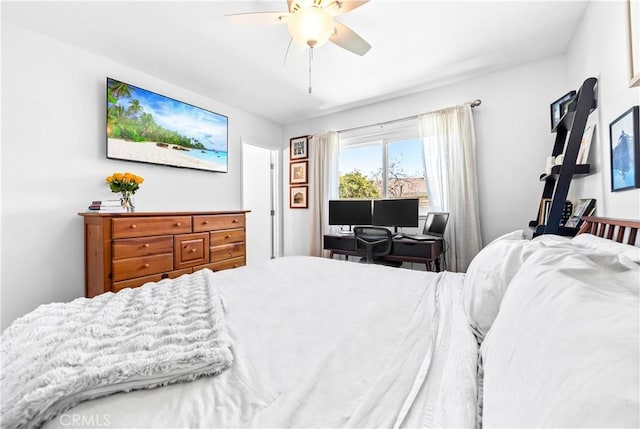 bedroom featuring ceiling fan