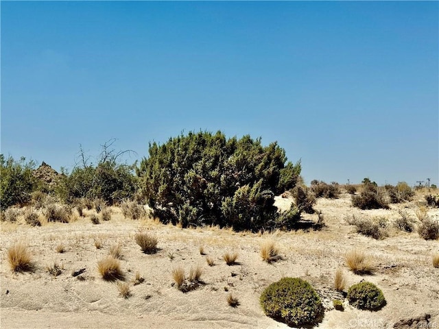 Listing photo 3 for 0 Cobalt Rd, Yucca Valley CA 92284