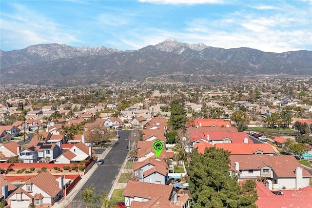 bird's eye view featuring a residential view and a mountain view