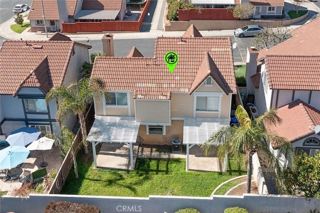 bird's eye view with a residential view