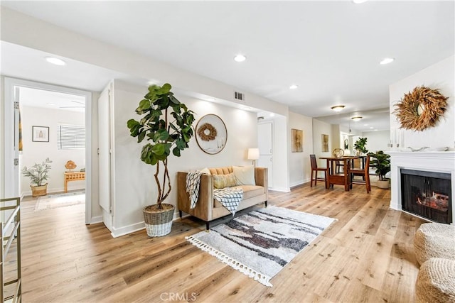 12564 Montecito Rd Unit 4, Seal Beach, CA 90740 - photo 4