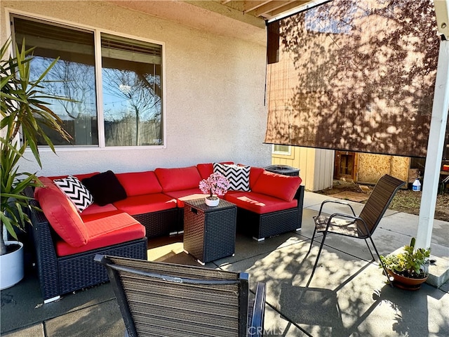 view of patio featuring an outdoor hangout area