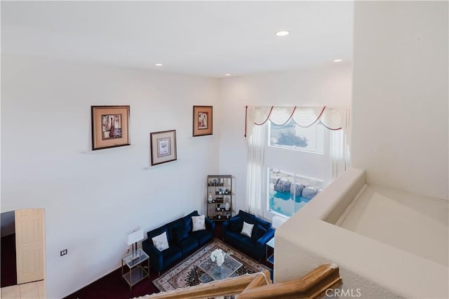 living area with recessed lighting