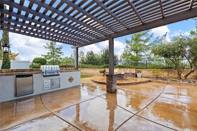 view of patio / terrace featuring a fenced backyard, grilling area, area for grilling, and a pergola